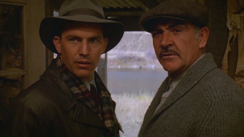 Kevin Costner e Sean Connery em cena de Os Intocáveis, de 1987 - Reprodução/Paramount Pictures