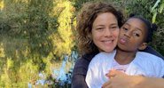 Leandra adotou Júlia ao lado do secretario de Cultura da Prefeitura de São Paulo, Alê Youssef - Reprodução/Instagram/@leandraleal