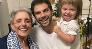 Leda Nagle ao lado do filho, Duda Nagle, e da neta Zoe - Foto: Reprodução / Instagram
