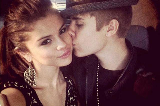 Selena Gomez e Justin Bieber no auge do namoro. Crédito: Reprodução/Instagram