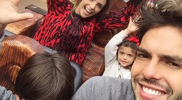 Kaká e Carol Celico aproveitam as férias com os filhos na Disney (Crédito: Reprodução/Instagram)