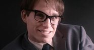 Eddie Redmayne como Stephen Hawking em A Teoria de Tudo. Crédito: Divulgação