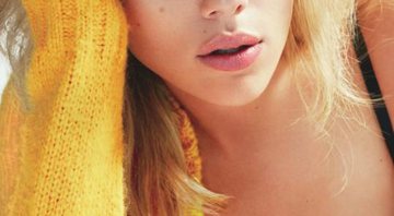 Scarlett Johansson na capa da revista “W” (Divulgação/W Magazine)