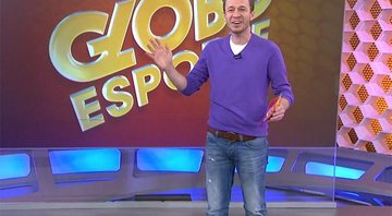 Tiago Leifert no Globo Esporte após ver a “mosca gigante”. Crédito: Reprodução/TV Globo