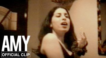 Amy Winehouse em clipe de uma de suas músicas