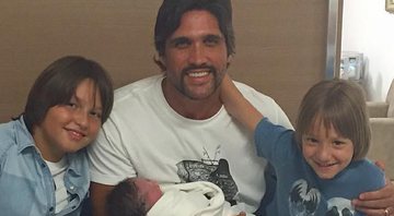 Léo com os filhos Matheus, Antônio e José - Foto: Reprodução/ Instagram