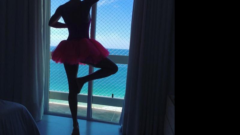 Grazi Massafera posa de bailarina para a filha - Foto: Reprodução/Instagram