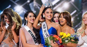 Miss Filipnas com a coroa após o erro ter sido revelado - Foto: Reprodução/ Twitter