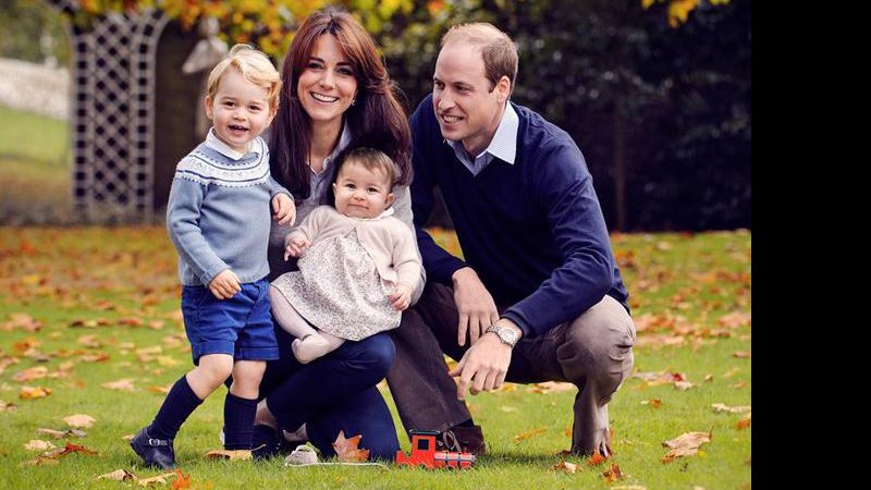 Kate e William com os filhos, George e Charlotte - Foto: Reprodução/ Instagram