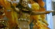 Maeve Jinkings, a Domingas de A Regra do Jogo, no concurso Rainha das Rainhas de Carnaval - Foto: Reprodução/ YouTube