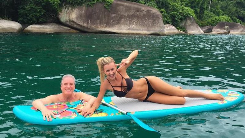 Ana Paula Siebert e Roberto Justus curtem férias em Angra dos Reis - Foto: Reprodução/ Instagram