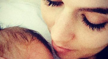 Karen Brusttolin com o filho, Noá - Foto: Reprodução/Instagram
