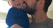 Gerard Piqué com o filho Sasha - Foto: Reprodução/Instagram
