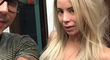 Danielle Winits posa sem maquiagem em salão - Foto: Reprodução/Instagram