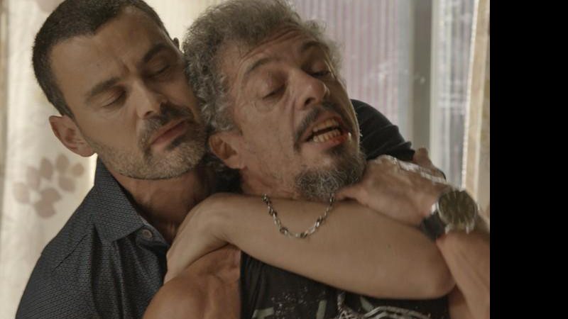 Domingas chora após ser humilhada por Juca - Foto: TV Globo