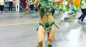 Viviane Araújo em desfile da Mancha Verde de 2016 - Foto: Reprodução/Instagram