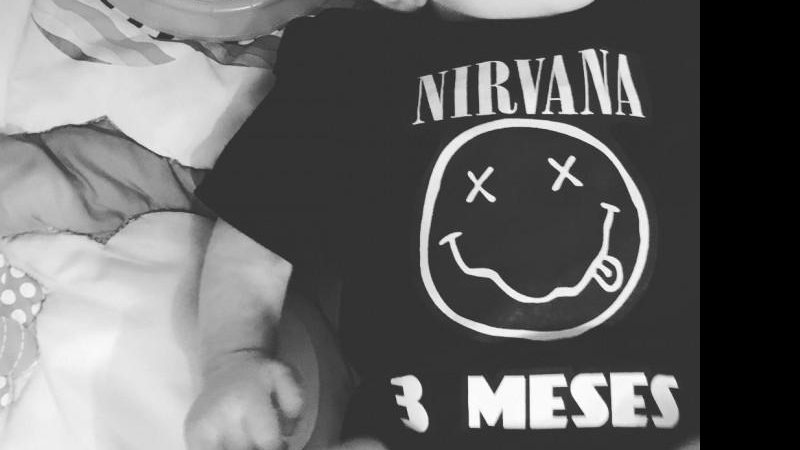 Bento, filho de Fernanda Rodrigues, com body do Nirvana - Foto: Reprodução/Instagram