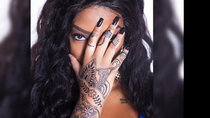 Ludmilla mostra tatuagem que fez em homenagem a Rihanna - Foto: Reprodução/ Instagram