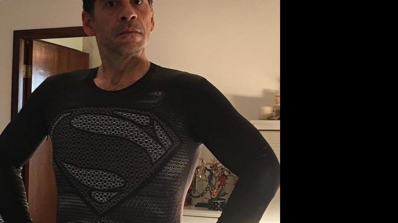 Leandro Hassum usa roupa de Super-Homem para malhar - Foto: Reprodução/ Instagram