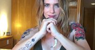 Letícia Spiller mostra tatuagens temporárias para personagem em Sol Nascente - Foto: Reprodução/ Instagram