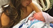 Hilaria Baldwin mostra o corpo logo após dar à luz seu terceiro filho, Leonardo - Foto: Reprodução/ Instagram
