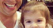 Wellington Muniz ensinou a filha a imitar o Silvio Santos - Foto: Reprodução/ Instagram