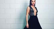 Bruna Marquezine usou um vestido rodado Armani no especial do Caldeirão do Huck - Foto: Reprodução/ Instagram