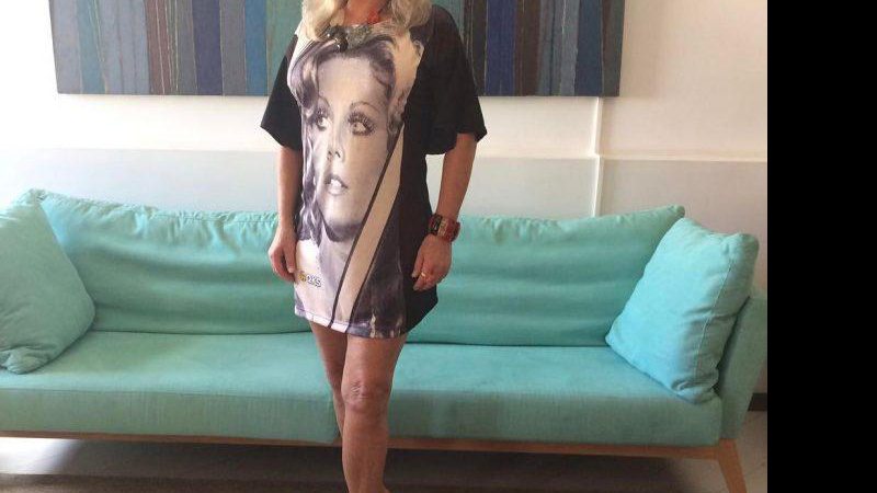 Vera Fischer posou com vestido que ganhou de fãs - Foto: Reprodução/ Instagram