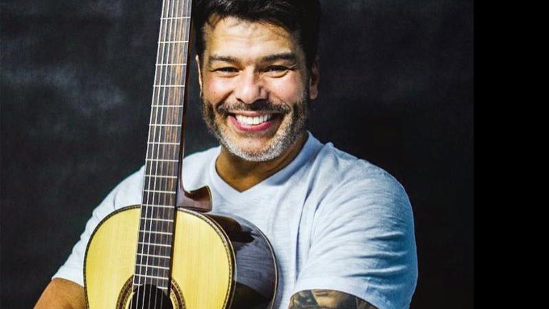 Maurício Mattar pretende continuar se dedicando à música - Foto: Reprodução/ Instagram