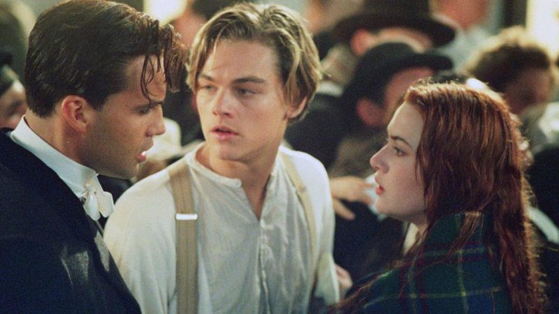 Billy Zane, Leonardo DiCaprio e Kate Winslet em cena do clássico Titanic - Reprodução/Paramount
