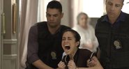 Sandra Helena sonha que está sendo presa pelo roubo do Carioca Palace - Foto: TV Globo