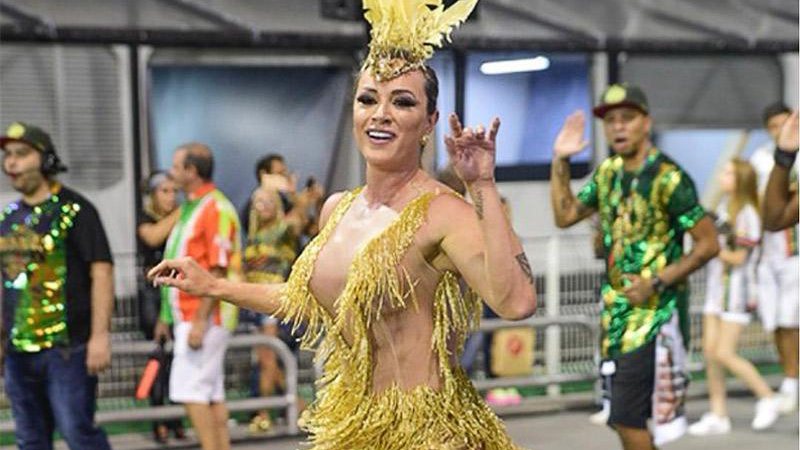 Rainha da X-9 Paulistana, Juju Salimeni entrará no sambódromo às 22h30 deste sábado (10/02) - Foto: Reprodução/ Instagram