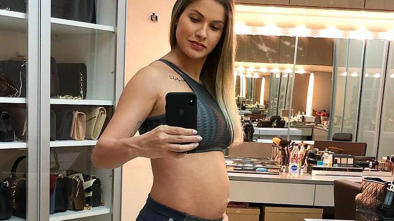 Andressa Suita exibe barriga de cinco meses na web - Foto: Reprodução/ Instagram