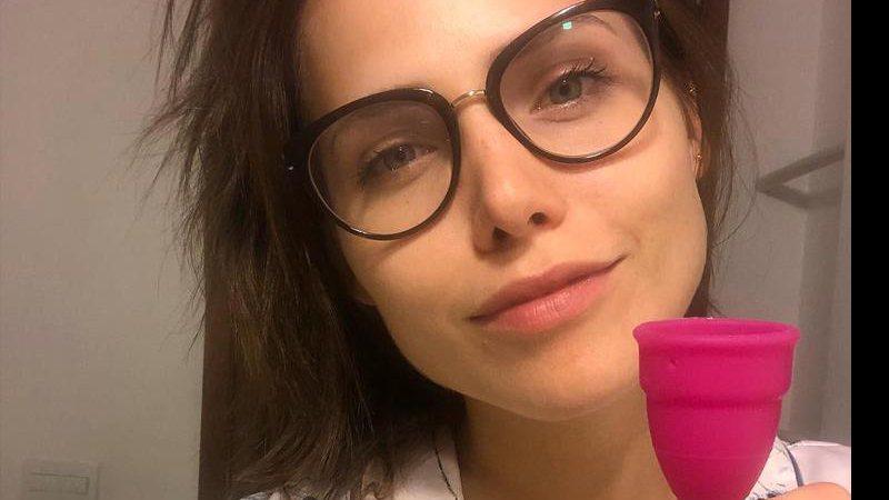 Letícia Colin incentivou o uso do coletor menstrual na web - Foto: Reprodução/ Instagram