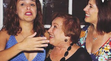 Paloma Bernardi ficou emocionada ao lado das atrizes Beth Goulart e Nicette Bruno - Foto: Reprodução/ Instagram