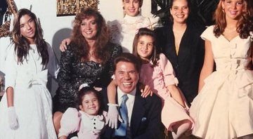 Silvio Santos e Íris Abravanel com as filhas Silvia, Patrícia, Cintia, Daniela, Rebeca e Renata - Foto: Reprodução/ Instagram