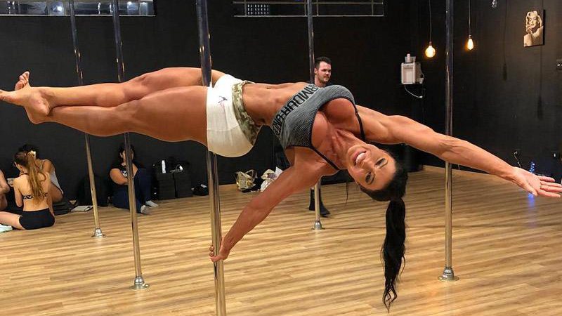 Gracyanne comemora evolução e mostra movimento de pole dance na web - Foto: Reprodução/ Instagram