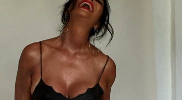 Luiza Brunet posou de camisola e ganhou muitos elogios dos fãs na web - Foto: Reprodução/ Instagram