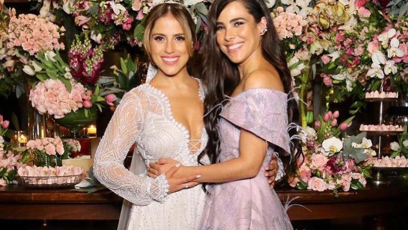 Camilla Camargo e Wanessa fizeram dueto e embalaram festa de casamento - Foto: Reprodução/ Instagram