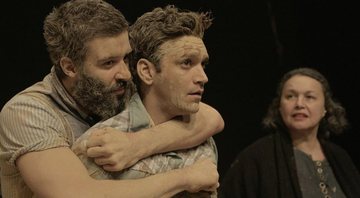 Armando Babaioff quebrou a mão durante a peça Tom na Fazenda - Foto: Reprodução/ Instagram