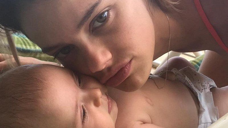 Laura Neiva com Teresa, sua irmã menor - Foto: Reprodução/Instagram