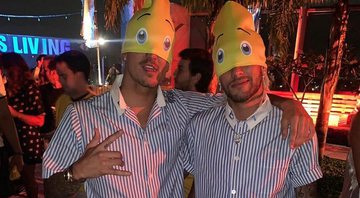 Gabriel Medina e Neymar, vestidos como Bananas de Pijamas - Foto: Reprodução/Instagram