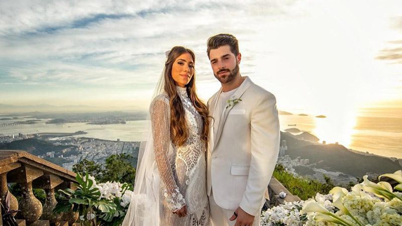 Alok e Romana Novais se casaram nesta terça-feira (15/01), aos pés do Cristo Redentor - Foto: Reprodução/ Instagram