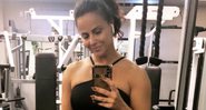 Viviane Araújo se prepara na academia - Foto: Reprodução/Instagram