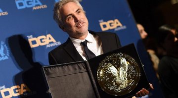 Alfonso Cuarón recebendo seu segundo DGA na carreira - Foto: Reprodução/DGA