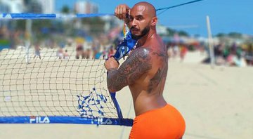 Fábio Alves é muso da Porto da Pedra desde 2015 - Foto: Reprodução/ Instagram