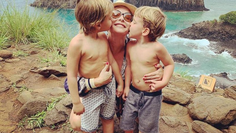 Regiane Alves em Fernando de Noronha com os filhos - Foto: Reprodução/Instagram