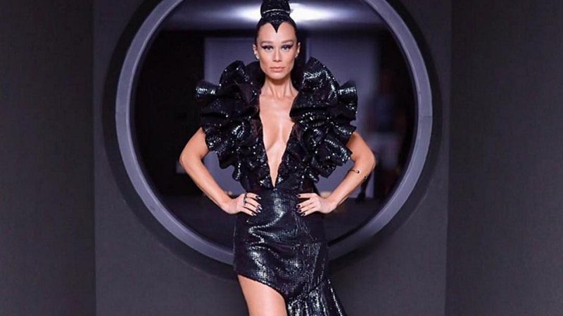 Mariana Ximenes e seu look impressionante para o Baile da Vogue - Foto: Reprodução/Instagram