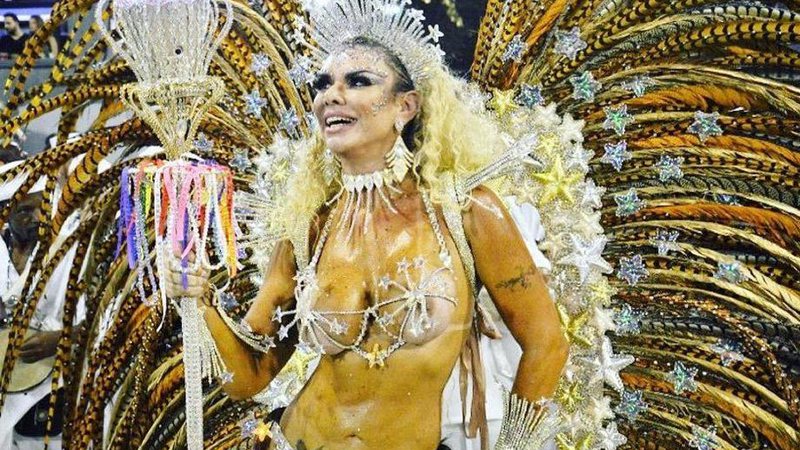 Apesar de contratempo, rainha da Renascer de Jacarepaguá, Silvia Schreiber fez bonito na Marquês de Sapucaí - Foto: Reprodução/ Instagram