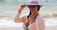 Sula Miranda mostra barriga chapada à beira da praia - Foto: Reprodução/Instagram